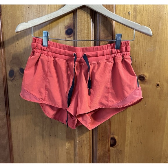 Lululemon Hotty Hot Shorts Women's 6 Red Speed Up Lined 2.5" Inseam Running - Picture 1 of 11